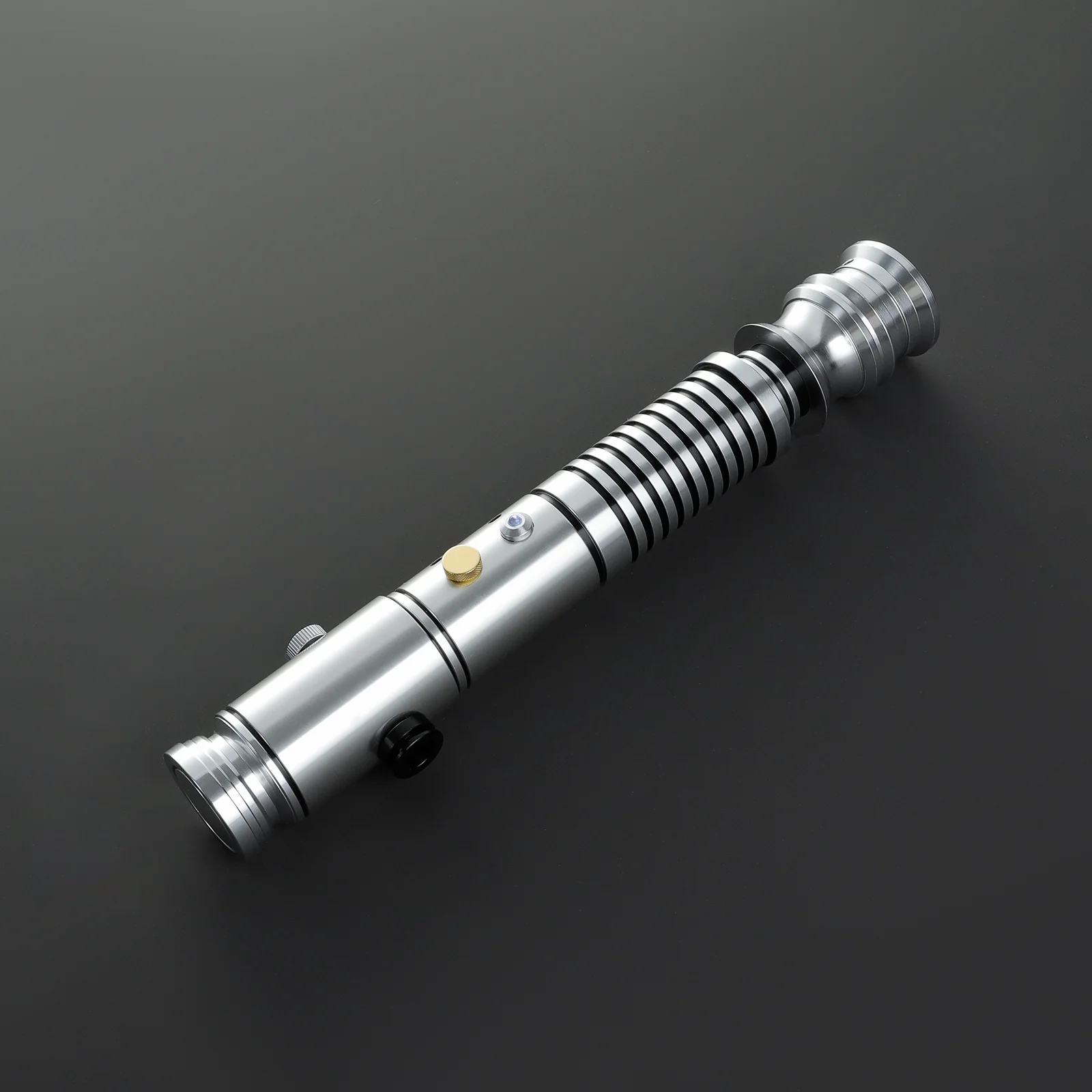 Mundi’s Original saber - Image 10