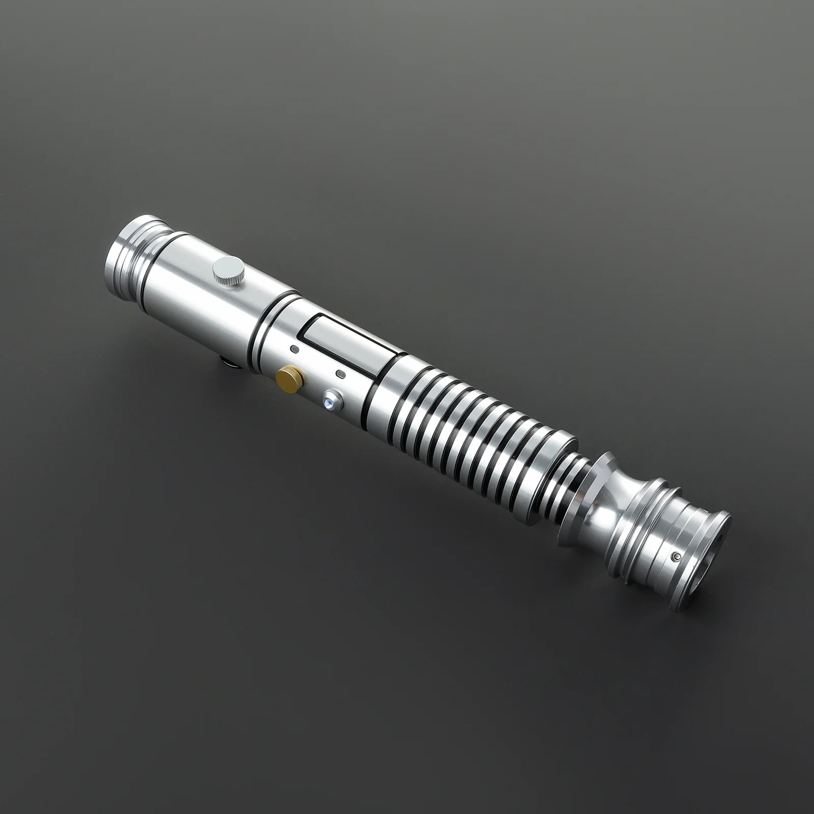 Mundi’s Original saber - Image 7